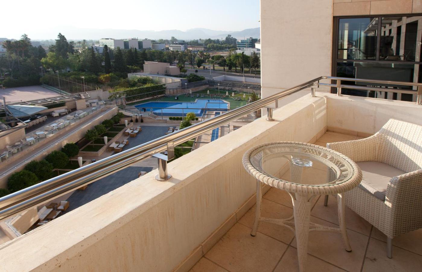 Nelva Hotel 4*